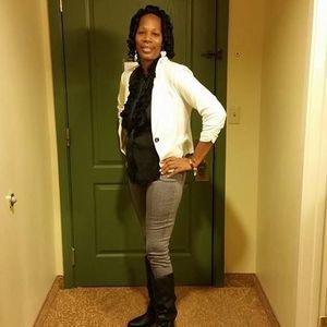 Meet your Posher, Kisha